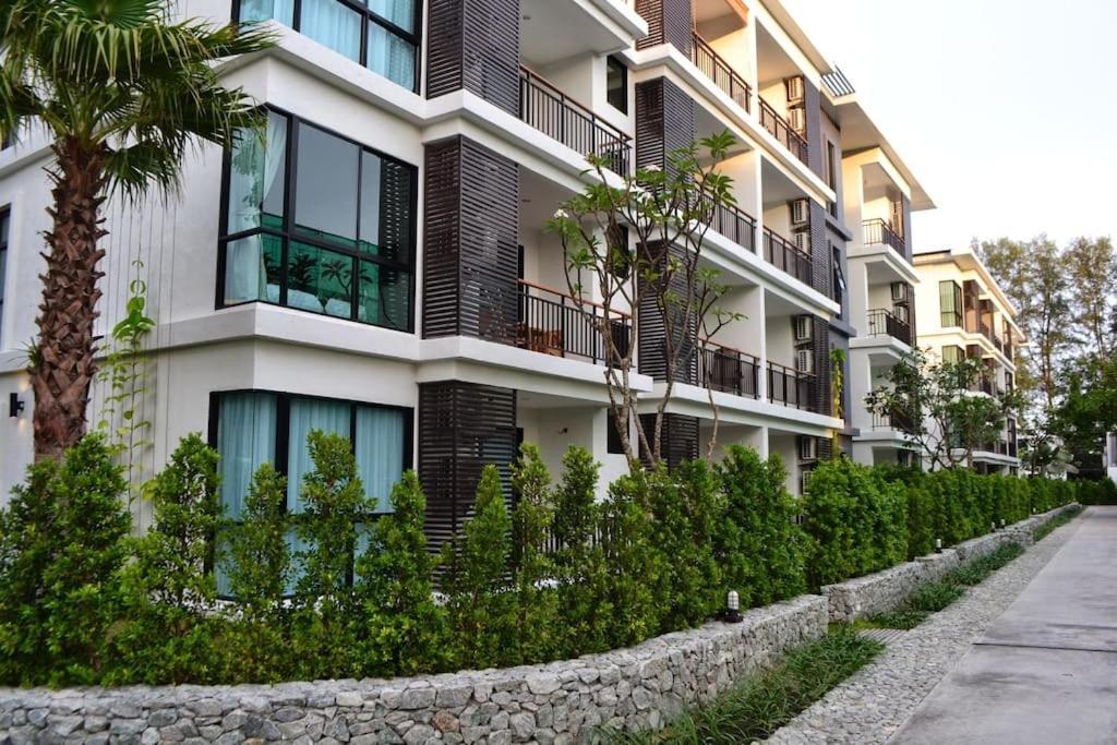 Apartment Renovated In The Title Phase I,
